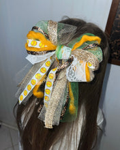 Load image into Gallery viewer, XL softball whimsy knot
